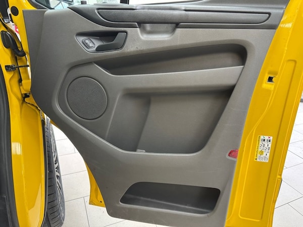 Used Ford Transit Custom 2020 for sale - 75548752: Photo 43