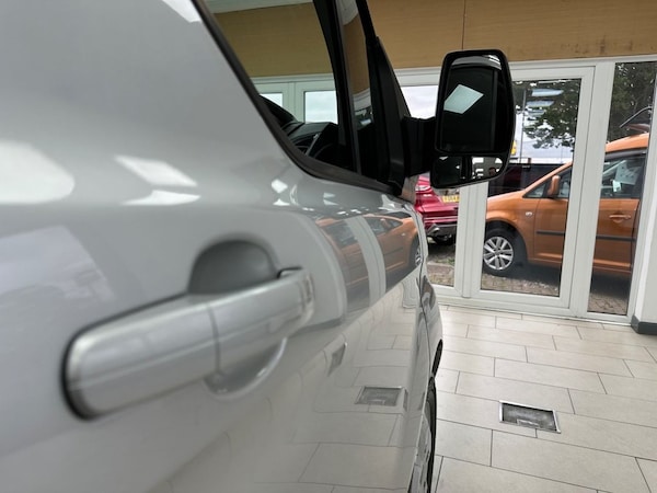 Used Ford Tourneo Custom 2017 for sale - 76256028: Photo 18