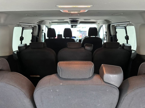 Used Ford Tourneo Custom 2017 for sale - 76256028: Photo 5