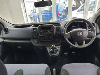 Used Vauxhall Vivaro 2017 for sale - 75046936: Photo