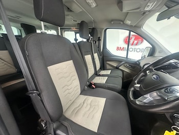 Used Ford Tourneo Custom 2017 for sale - 78943303: Photo