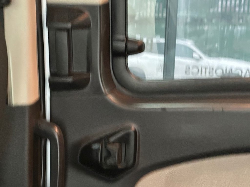 Used Ford Tourneo Custom 2018 for sale - 77498483: Photo 42