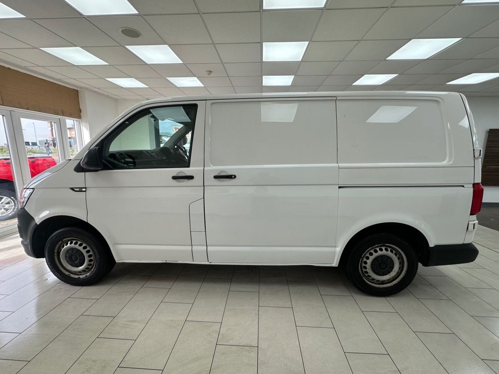 Used Volkswagen Transporter 2018 for sale - 77692826: Photo 15
