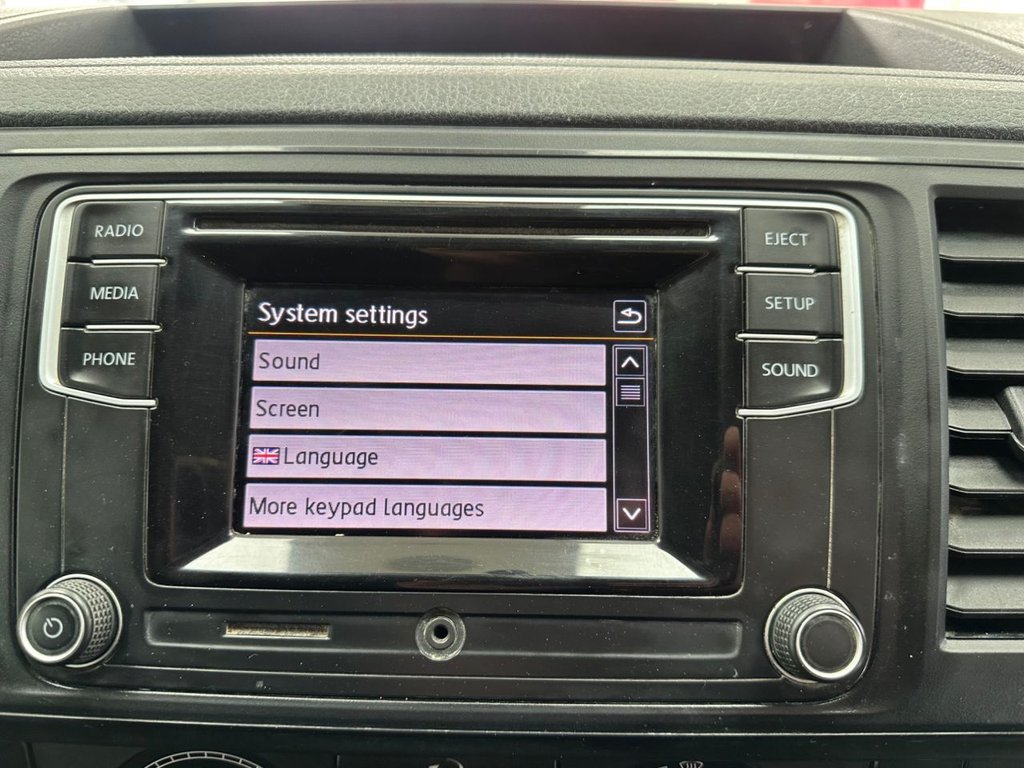 Used Volkswagen Transporter 2018 for sale - 77692826: Photo 30