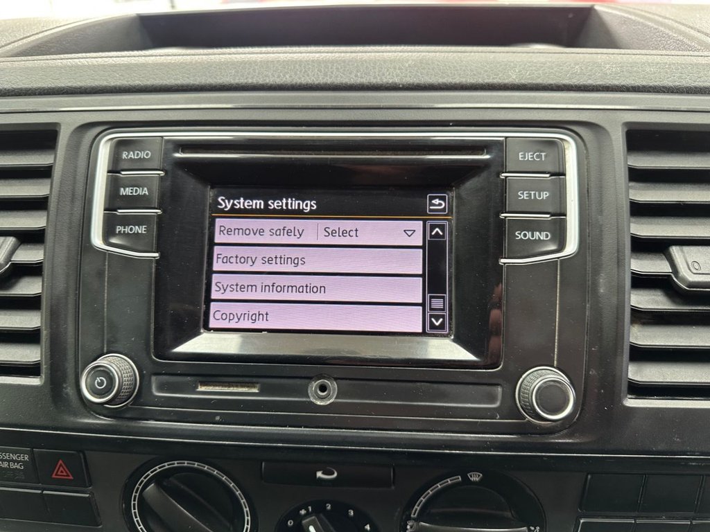 Used Volkswagen Transporter 2018 for sale - 77692826: Photo 34