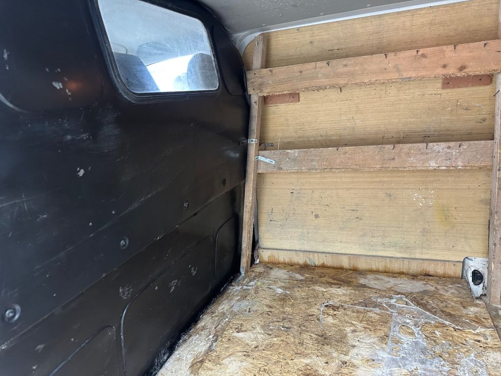 Used Volkswagen Transporter 2018 for sale - 77692826: Photo 39