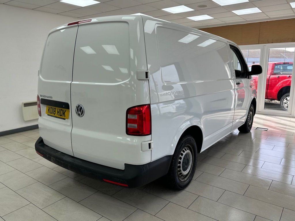 Used Volkswagen Transporter 2018 for sale - 77692826: Photo 9