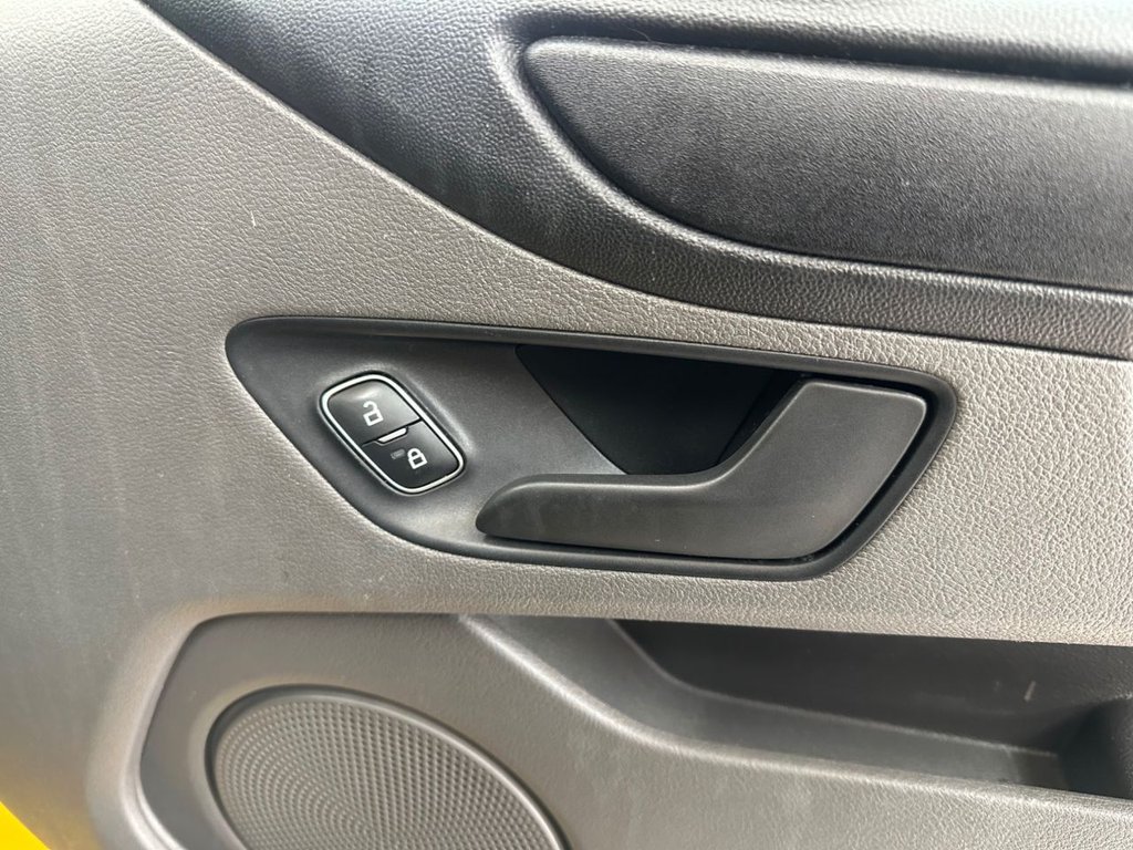 Used Ford Transit Custom 2018 for sale - 77341808: Photo 20