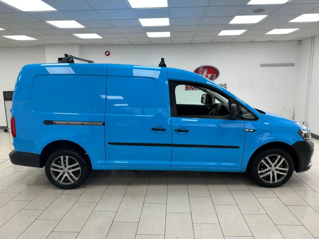 Used Volkswagen Caddy Maxi 2015 for sale - 76481931: Photo 2