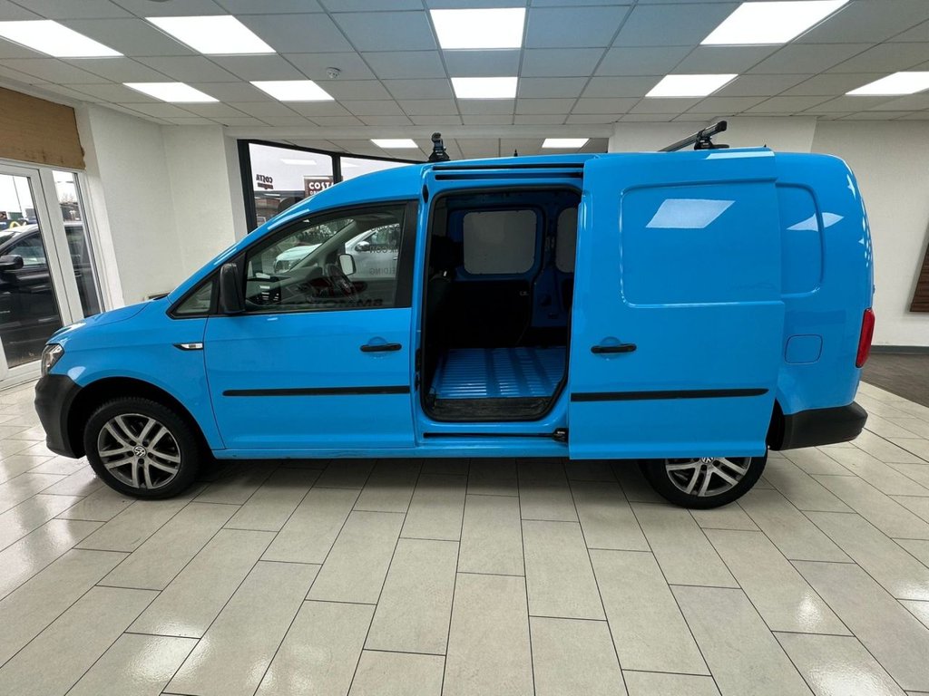 Used Volkswagen Caddy Maxi 2015 for sale - 76481931: Photo 21