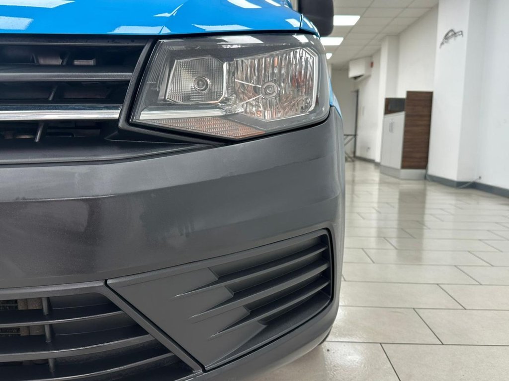 Used Volkswagen Caddy Maxi 2015 for sale - 76481931: Photo 23