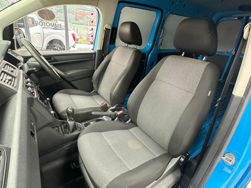 Used Volkswagen Caddy Maxi 2015 for sale - 76481931: Photo 27