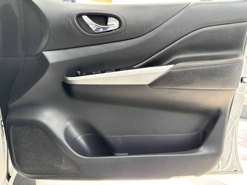 Used Nissan Navara 2016 for sale - 77576116: Photo 30