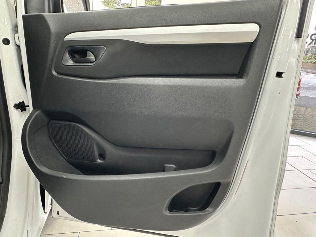 Used Vauxhall Vivaro 2020 for sale - 76595941: Photo 22