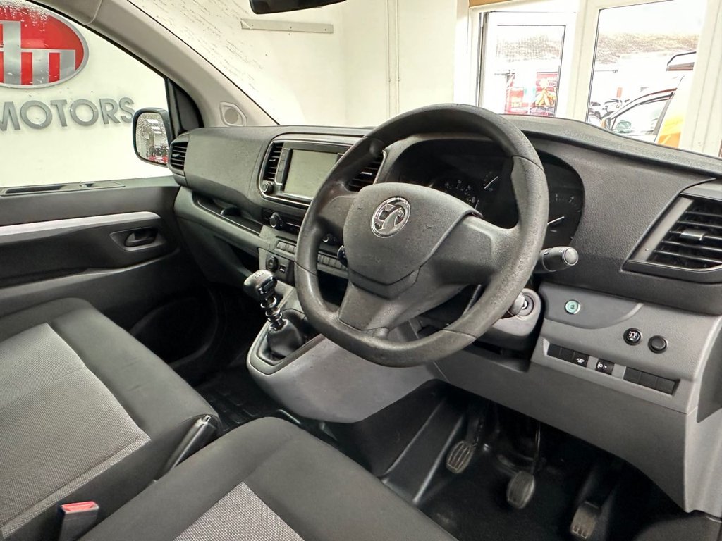 Used Vauxhall Vivaro 2020 for sale - 76595941: Photo 3