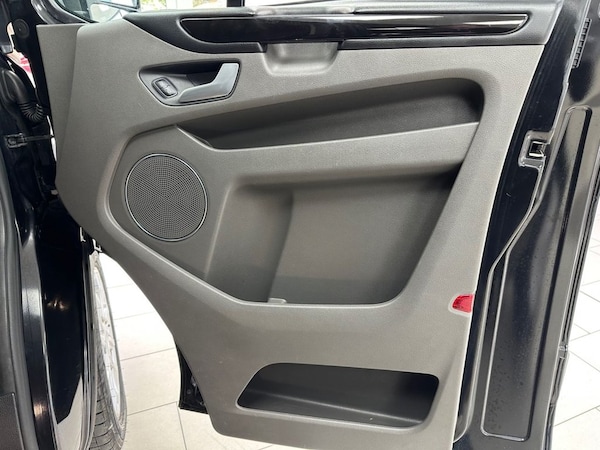 Used Ford Tourneo Custom 2020 for sale - 76297197: Photo 37
