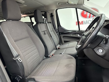 Used Ford Tourneo Custom 2020 for sale - 76297197: Photo 3