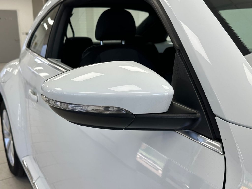 Used Volkswagen Beetle 2014 for sale - 78145098: Photo 17