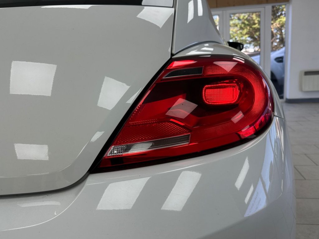 Used Volkswagen Beetle 2014 for sale - 78145098: Photo 20