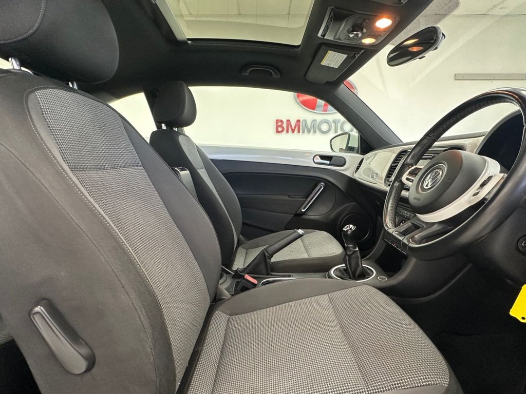 Used Volkswagen Beetle 2014 for sale - 78145098: Photo 31