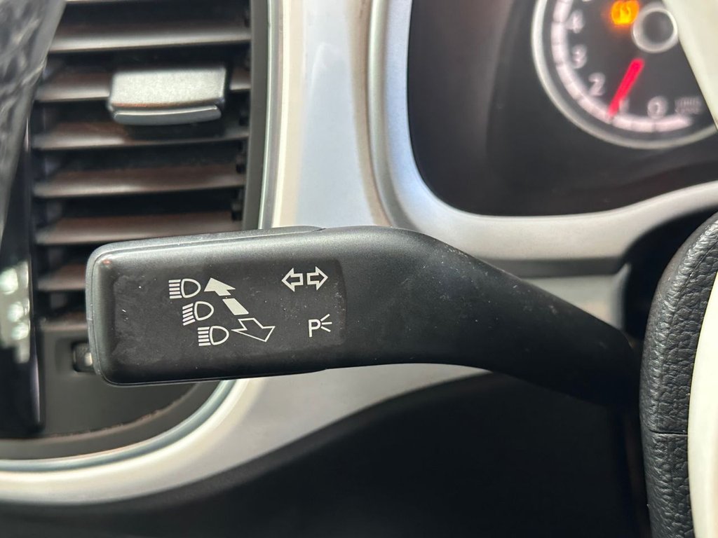 Used Volkswagen Beetle 2014 for sale - 78145098: Photo 42