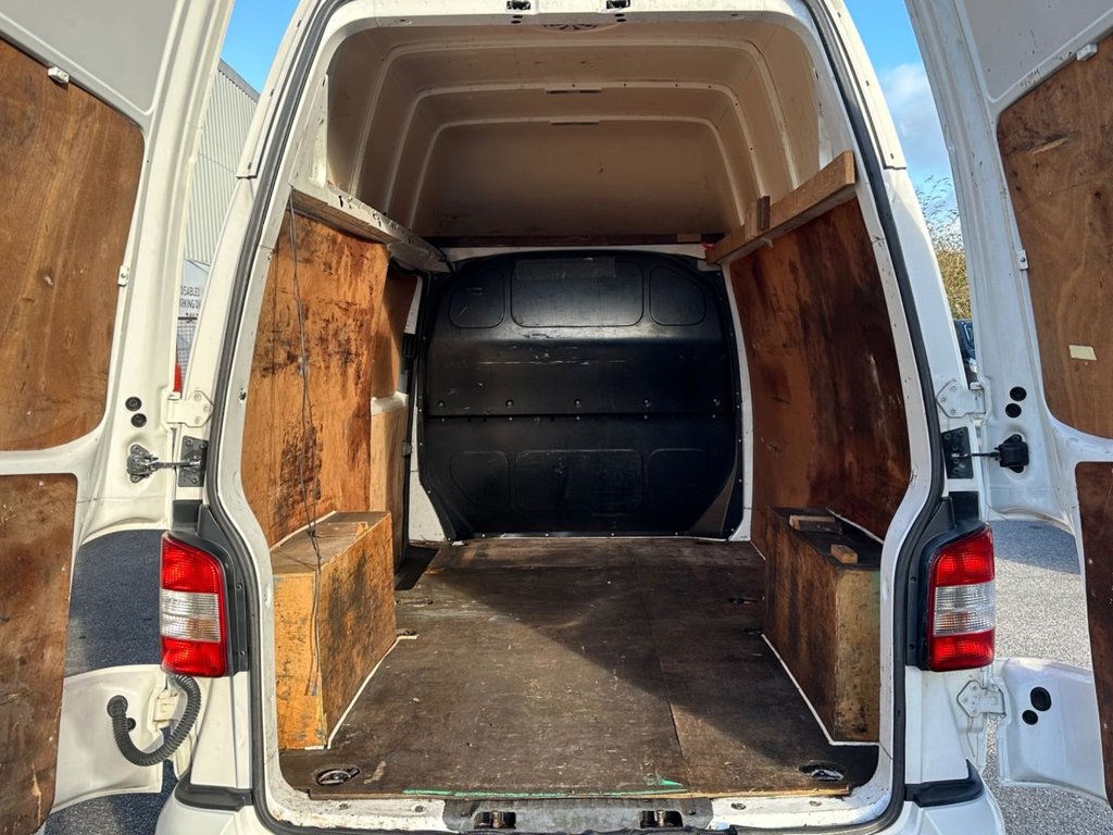 Used Volkswagen Transporter 2015 for sale - 76376003: Photo 38