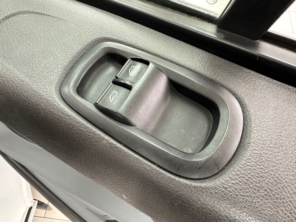 Used Ford Transit Custom 2014 for sale - 76333240: Photo 39