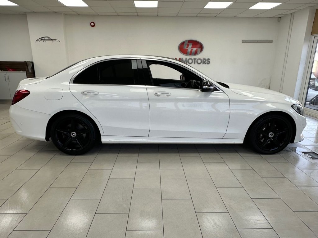 Used Mercedes-Benz C Class 2015 for sale - 76923799: Photo 2