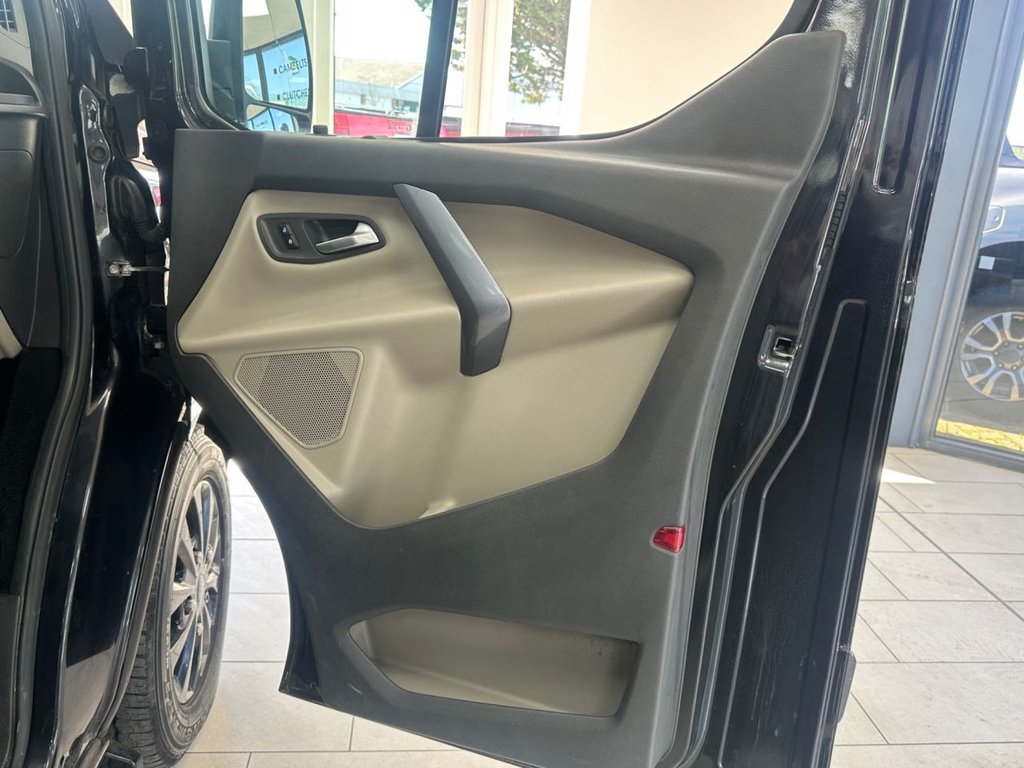 Used Ford Tourneo Custom 2015 for sale - 77952393: Photo 20