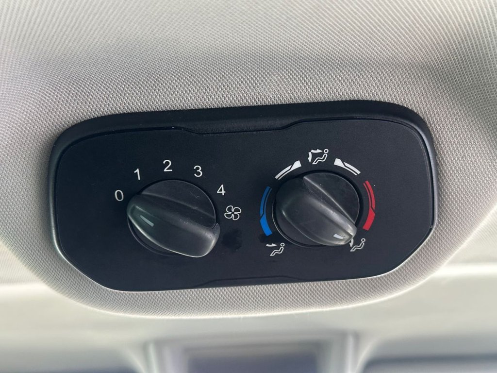 Used Ford Tourneo Custom 2015 for sale - 77952393: Photo 34