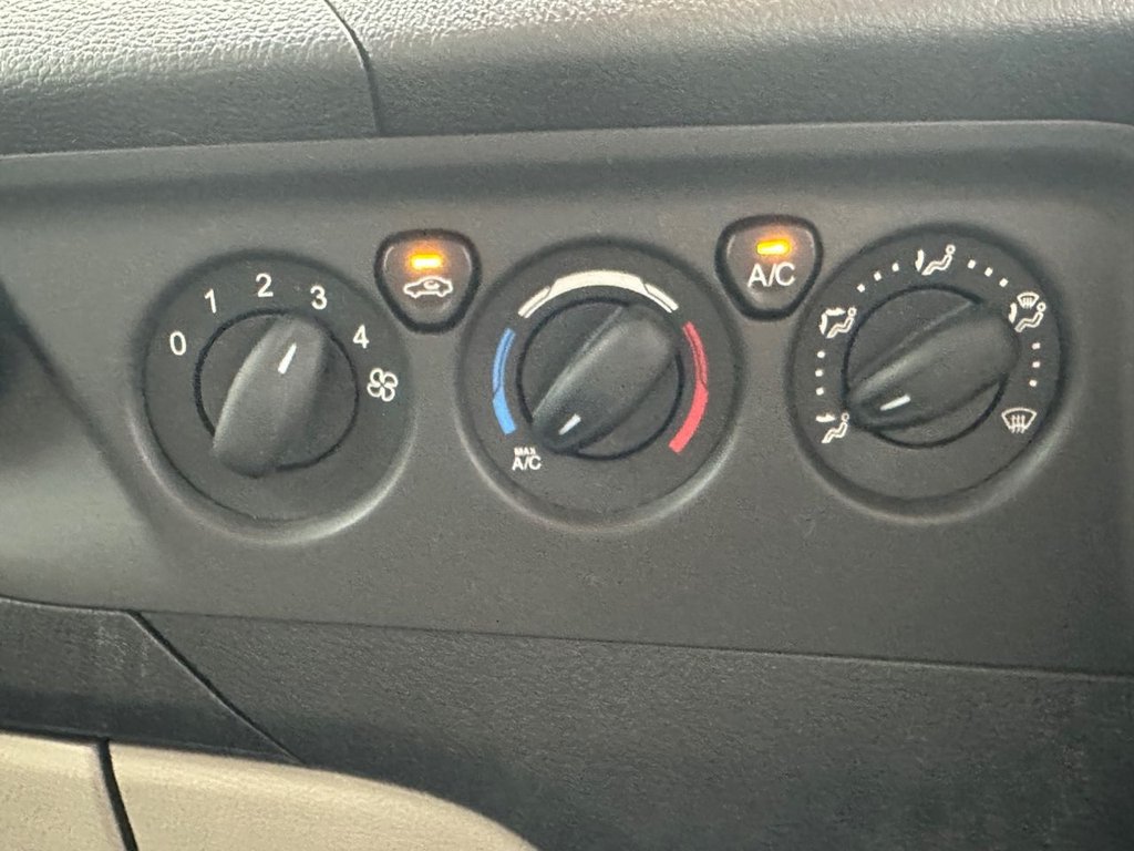 Used Ford Tourneo Custom 2015 for sale - 77952393: Photo 35