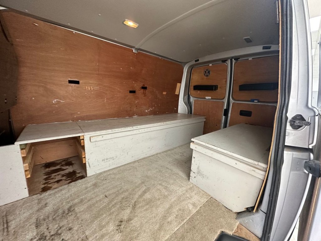 Used Volkswagen Transporter 2018 for sale - 78110671: Photo 24