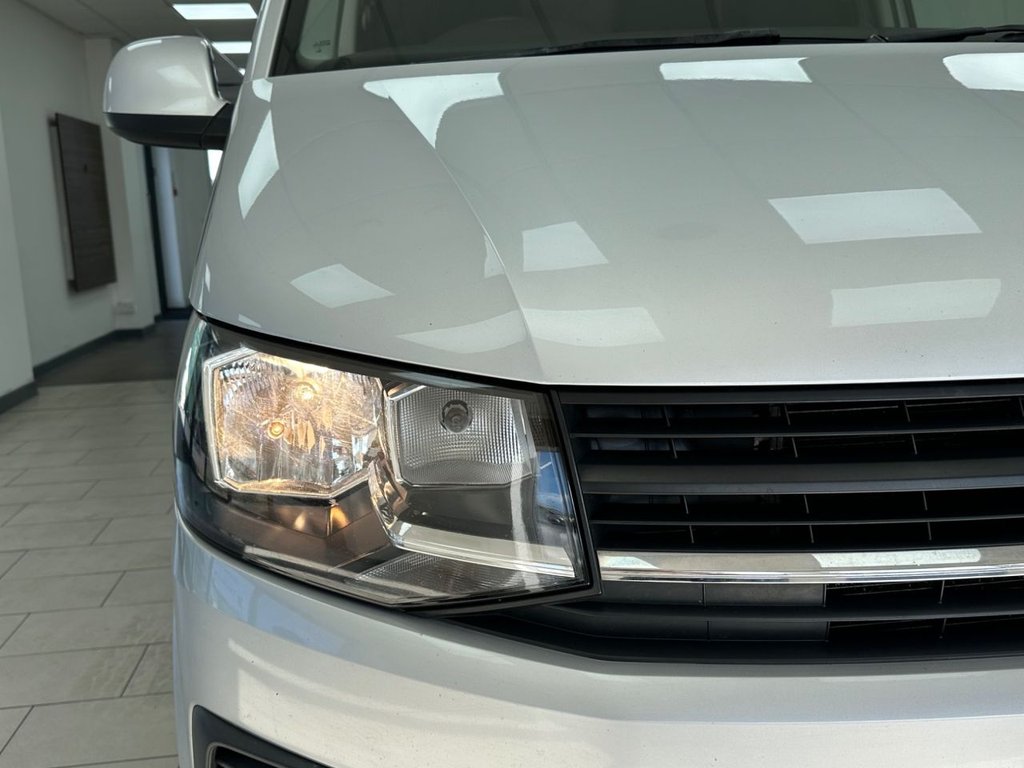 Used Volkswagen Transporter 2018 for sale - 78110671: Photo 26
