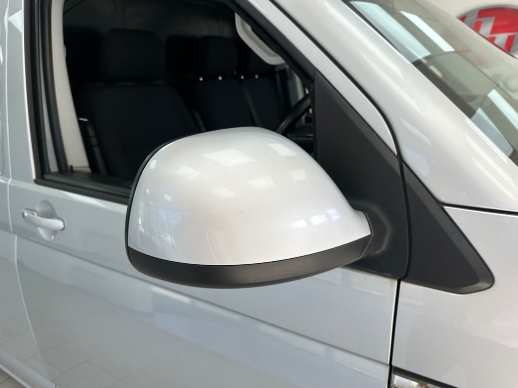 Used Volkswagen Transporter 2018 for sale - 78110671: Photo 29