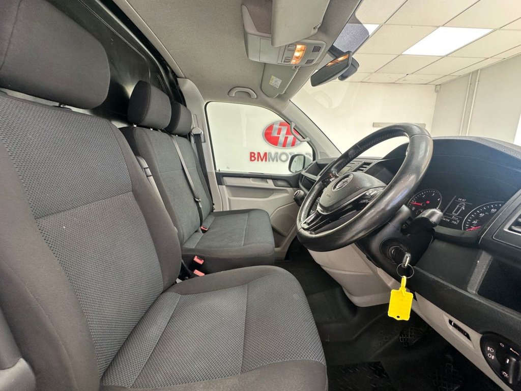 Used Volkswagen Transporter 2018 for sale - 78110671: Photo 35