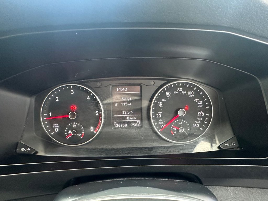 Used Volkswagen Transporter 2018 for sale - 78110671: Photo 39