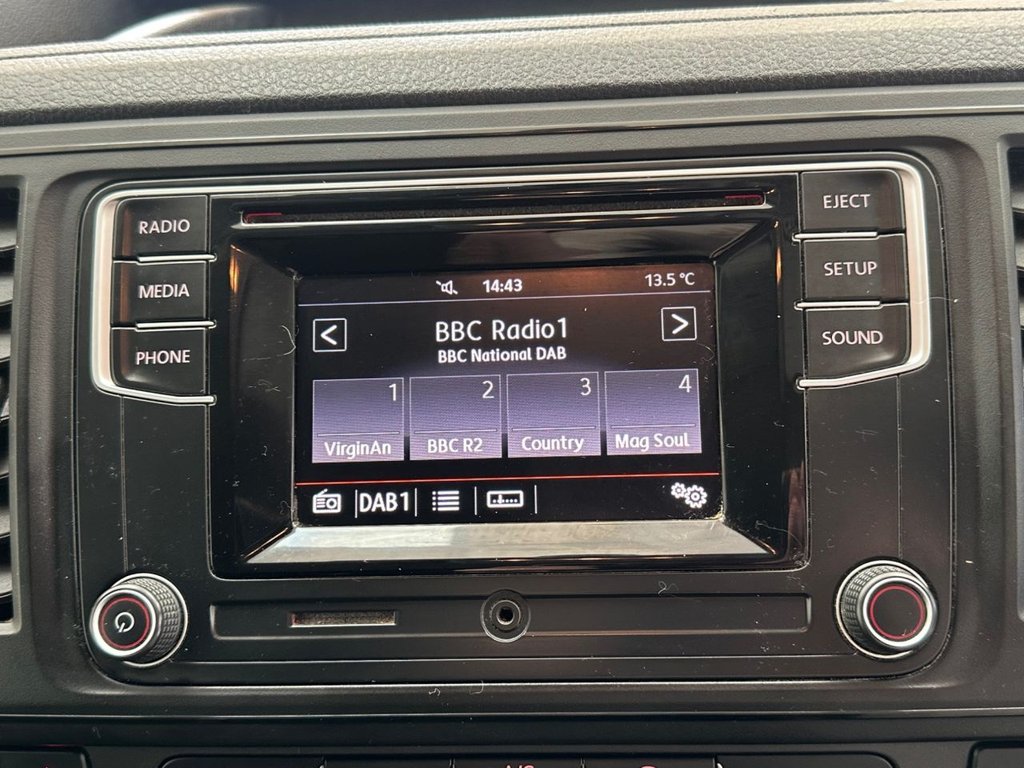 Used Volkswagen Transporter 2018 for sale - 78110671: Photo 44