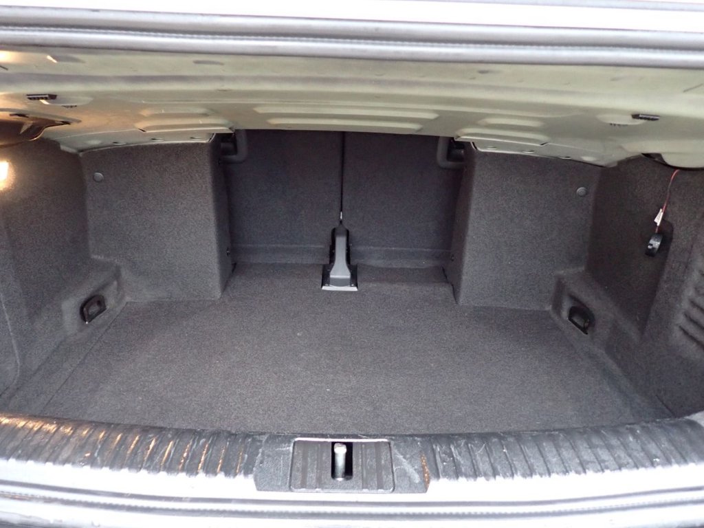 Used Volkswagen Golf 2013 for sale - 76867923: Photo 11