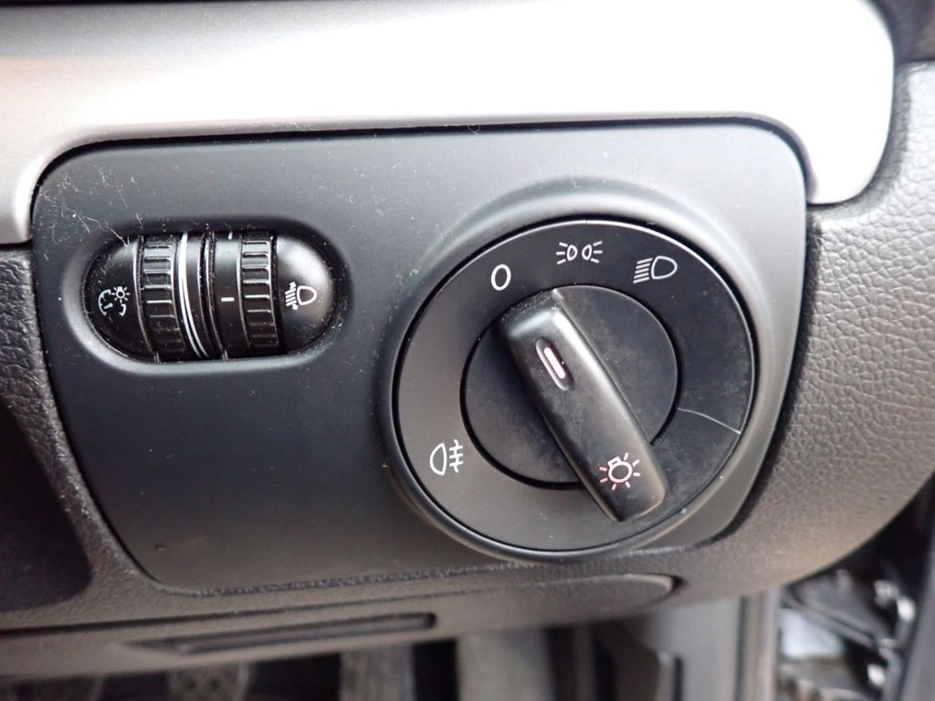 Used Volkswagen Golf 2013 for sale - 76867923: Photo 15