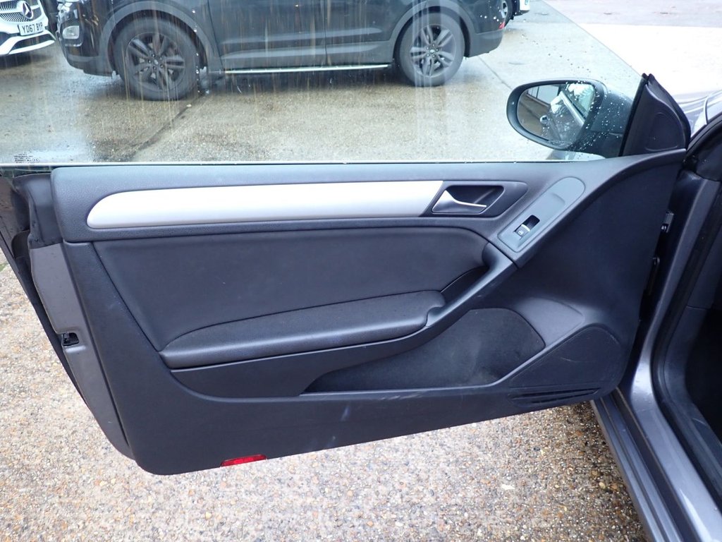 Used Volkswagen Golf 2013 for sale - 76867923: Photo 38