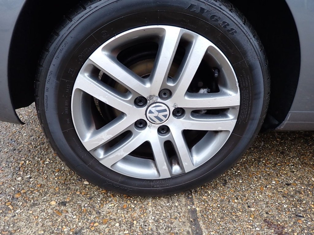 Used Volkswagen Golf 2013 for sale - 76867923: Photo 47