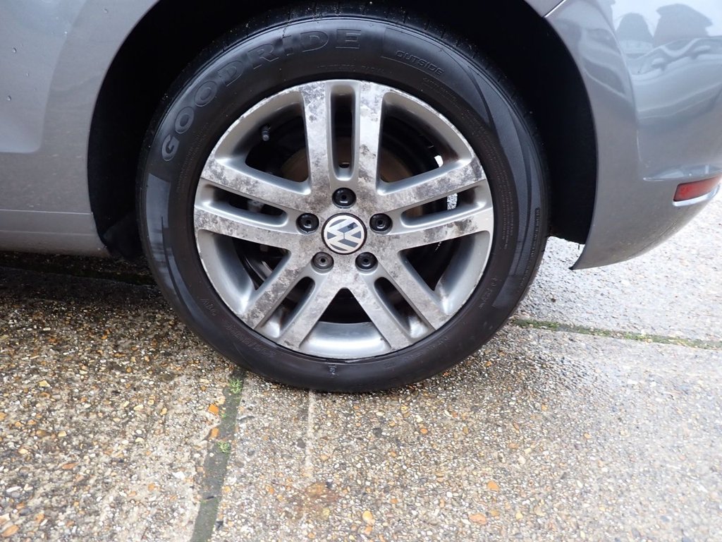 Used Volkswagen Golf 2013 for sale - 76867923: Photo 50