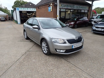 2015 (15) - 1.4 TSI Elegance 5dr DSG