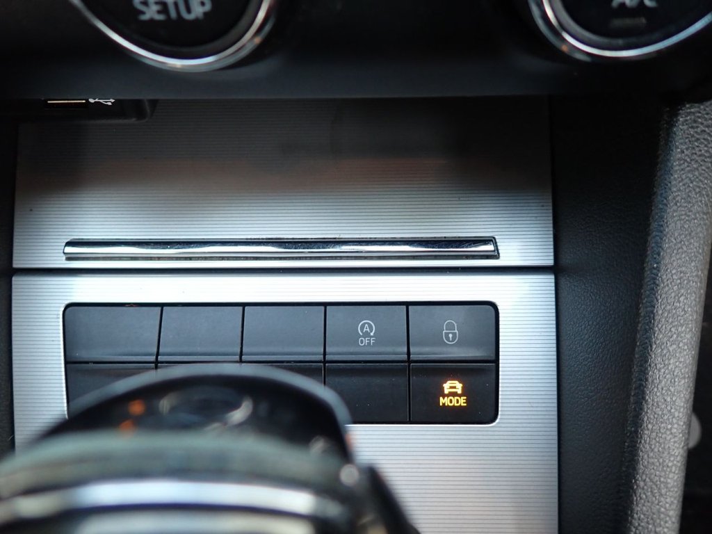 Used Skoda Octavia 2015 for sale - 76304290: Photo 25