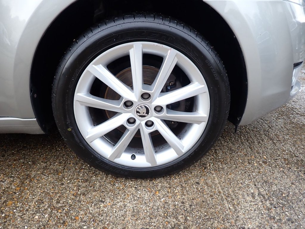 Used Skoda Octavia 2015 for sale - 76304290: Photo 48