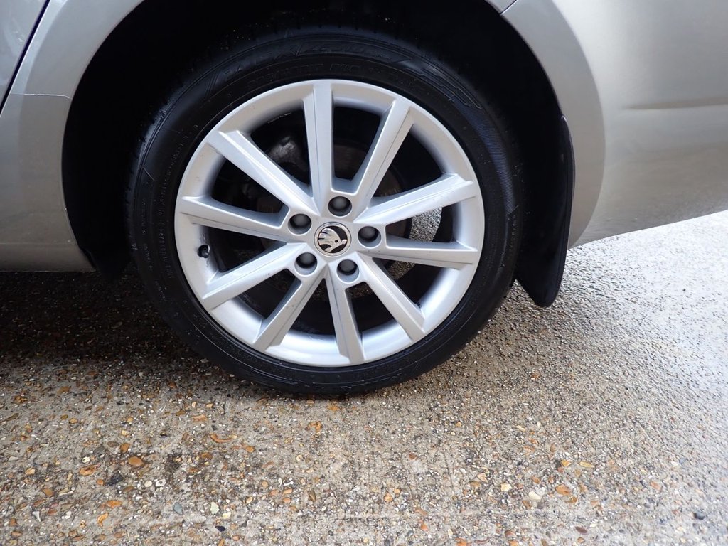 Used Skoda Octavia 2015 for sale - 76304290: Photo 50