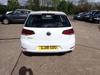 Used Volkswagen Golf 2018 for sale - 78272336: Photo