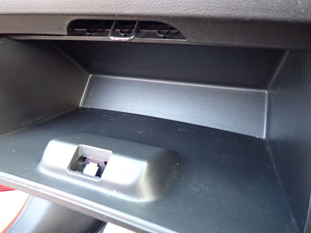 Used Vauxhall Viva 2017 for sale - 77452363: Photo 26