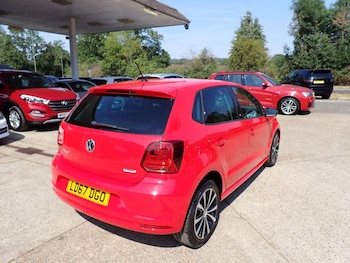 Used Volkswagen Polo 2017 for sale - 79530641: Photo