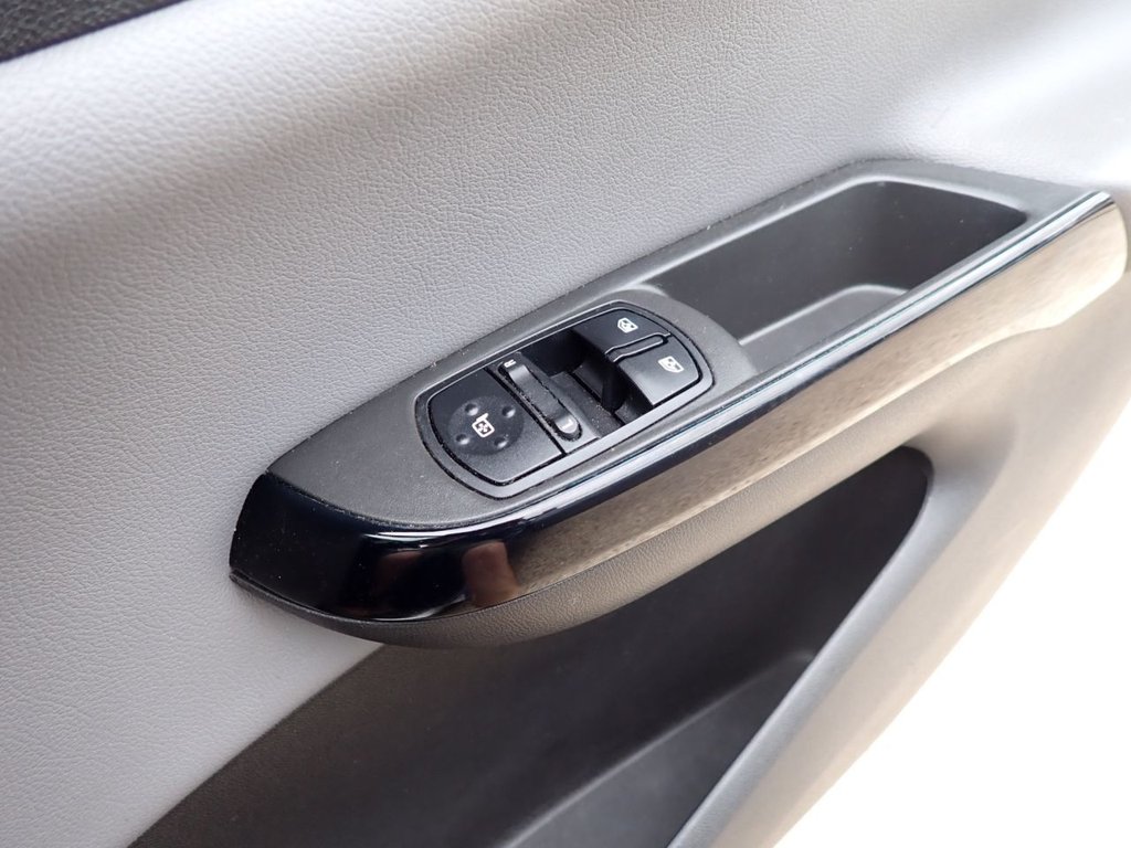 Used Vauxhall Corsa 2016 for sale - 76375978: Photo 21